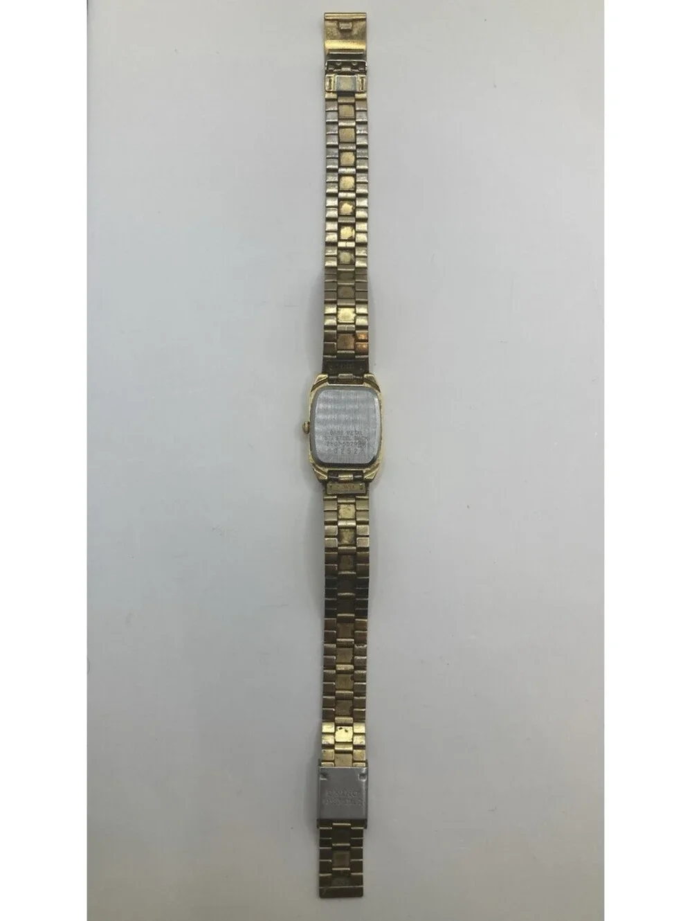 Vintage 1990s Seiko Quartz Ladies Watch Gold Tone Tank Rectangular Smooth Links